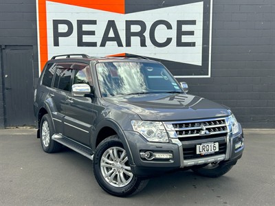 2018 Mitsubishi Pajero - Thumbnail