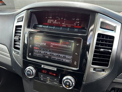 2018 Mitsubishi Pajero - Thumbnail