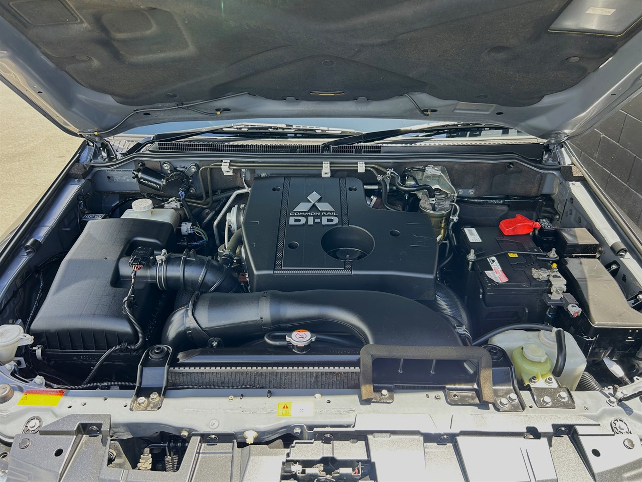 2018 Mitsubishi Pajero