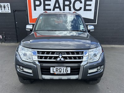 2018 Mitsubishi Pajero - Thumbnail