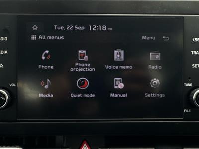 2022 Kia SPORTAGE - Thumbnail