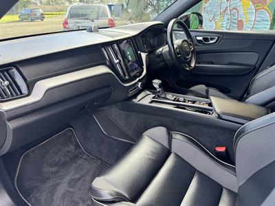 2020 Volvo Xc60 - Thumbnail