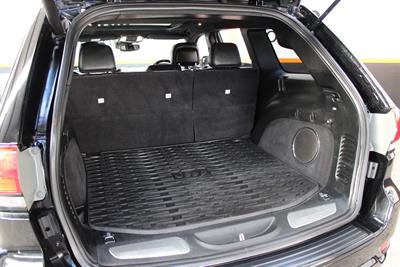2018 Jeep Grand Cherokee - Thumbnail