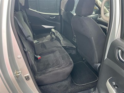 2017 Nissan Navara - Thumbnail