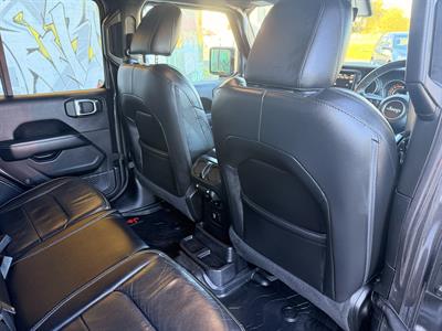 2019 Jeep WRANGLER - Thumbnail
