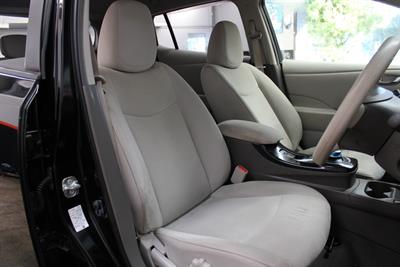 2012 Nissan Leaf - Thumbnail