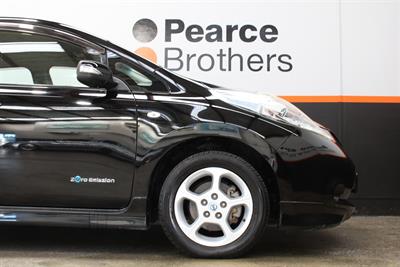 2012 Nissan Leaf - Thumbnail