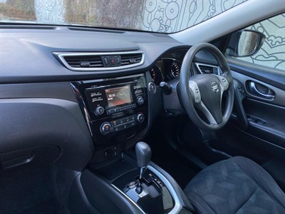2015 Nissan X-Trail - Thumbnail