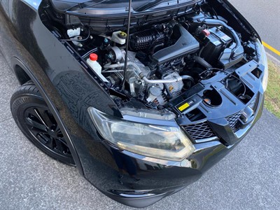 2015 Nissan X-Trail - Thumbnail