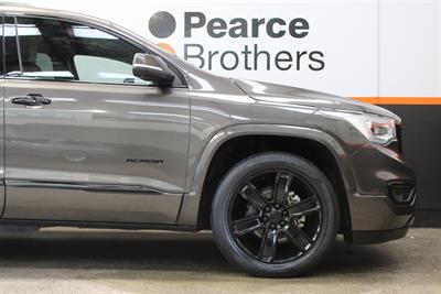 2020 Holden Acadia - Thumbnail