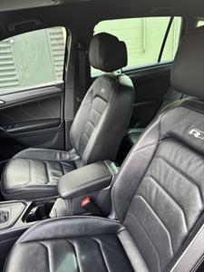2019 Volkswagen Tiguan - Thumbnail