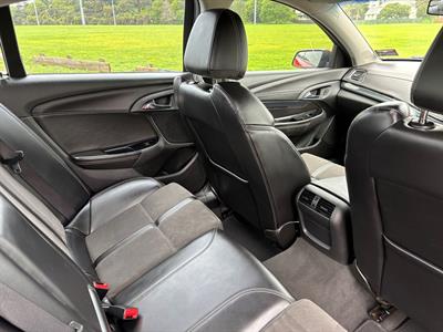 2015 Holden Commodore - Thumbnail