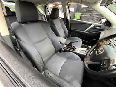 2010 Mazda Axela - Thumbnail