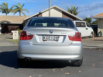 2007 BMW 320i - Thumbnail