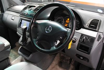 2007 Mercedes-Benz V350 - Thumbnail