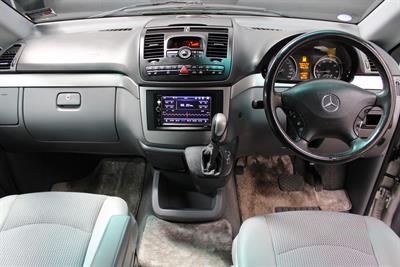 2007 Mercedes-Benz V350 - Thumbnail