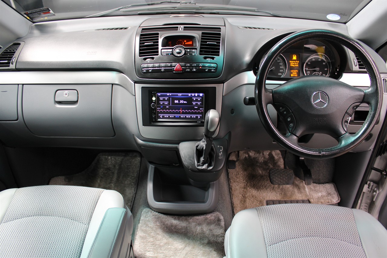 2007 Mercedes-Benz V350