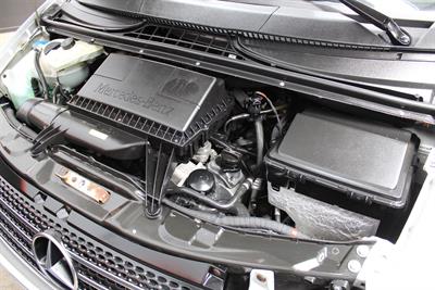 2007 Mercedes-Benz V350 - Thumbnail