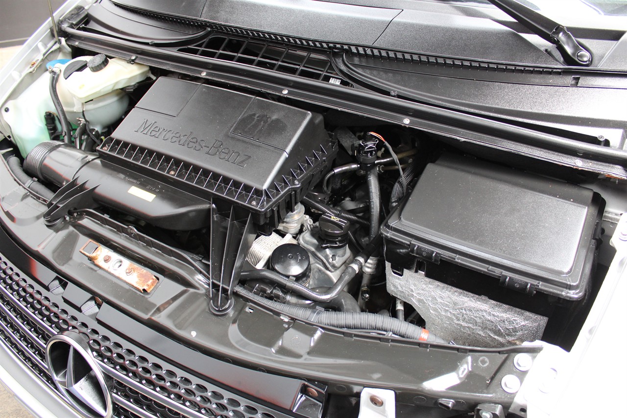 2007 Mercedes-Benz V350