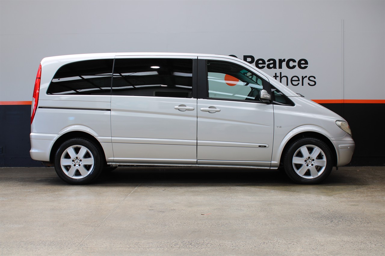 2007 Mercedes-Benz V350