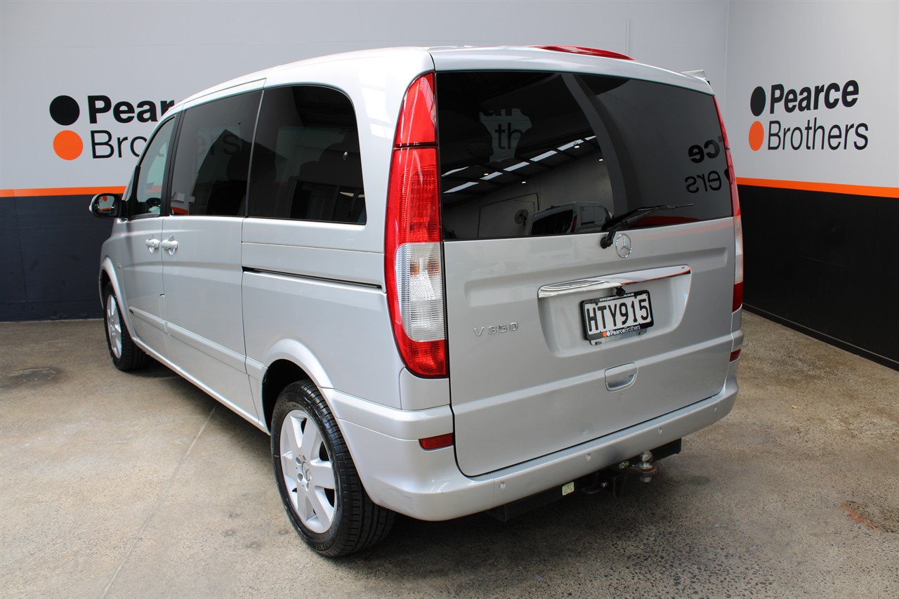 2007 Mercedes-Benz V350
