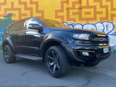 2015 Ford Everest - Thumbnail