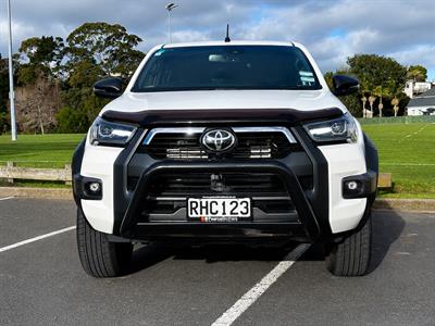 2025 Toyota Hilux - Thumbnail