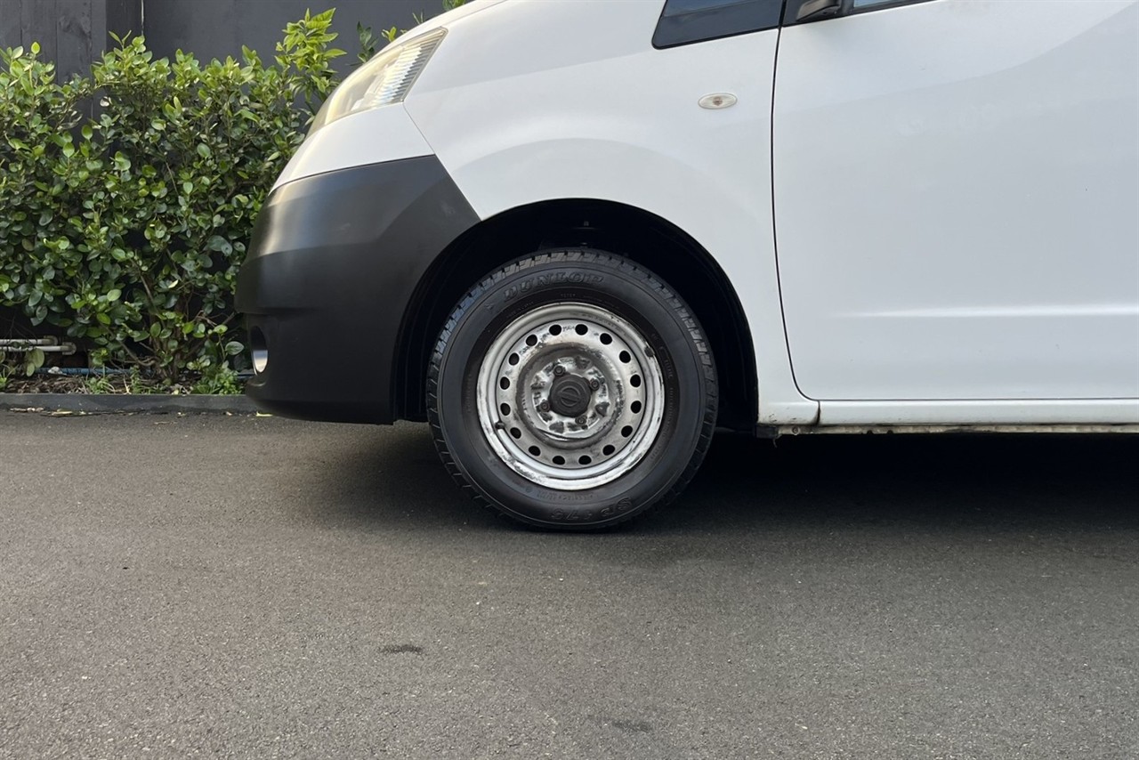 2013 Nissan Vanette
