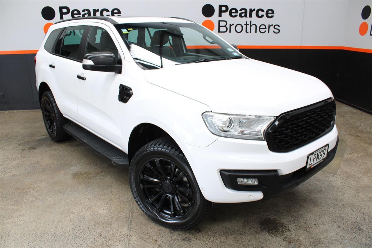 2018 Ford Everest