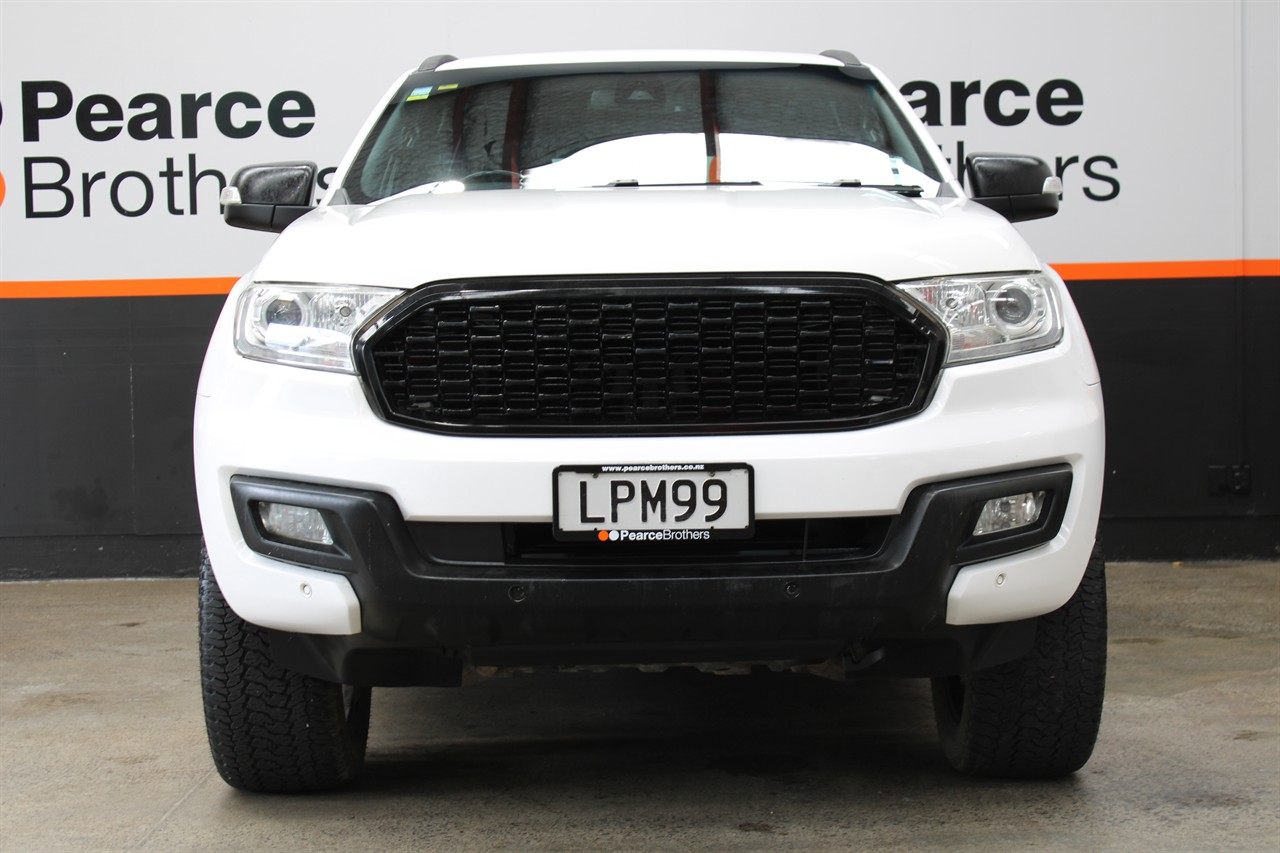 2018 Ford Everest