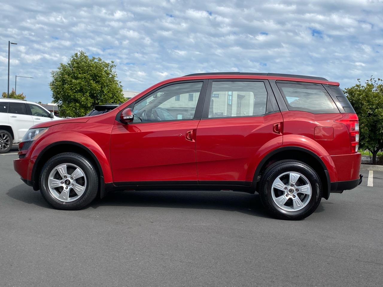 2014 Mahindra XUV500