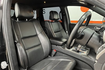 2020 Jeep Grand Cherokee - Thumbnail