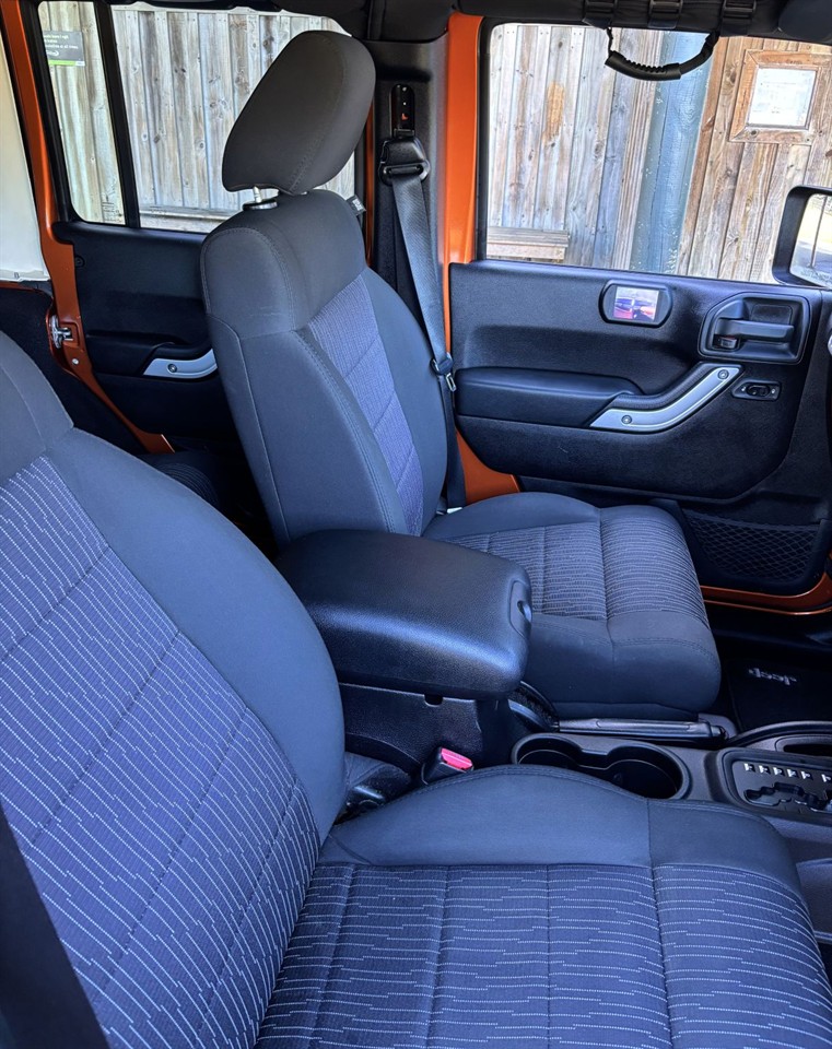 2011 Jeep WRANGLER