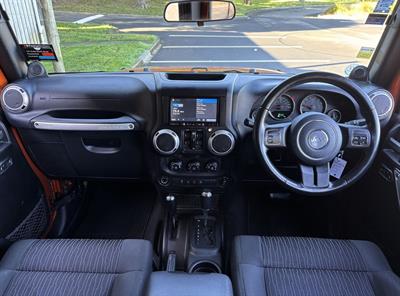 2011 Jeep WRANGLER - Thumbnail