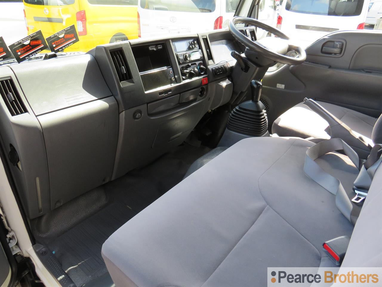 2014 Isuzu Elf