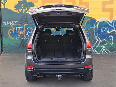 2017 Jeep GRAND CHEROKEE - Thumbnail