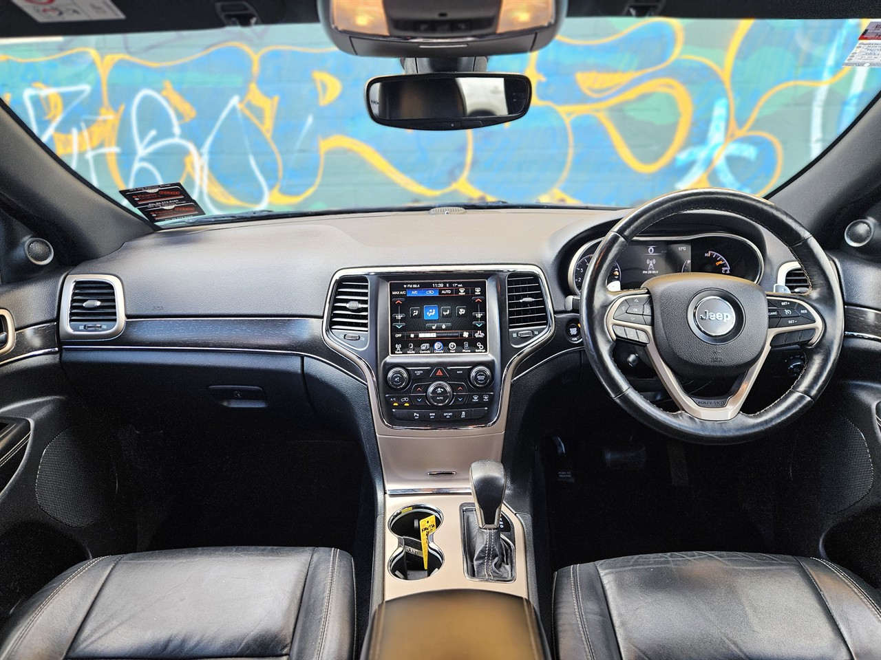 2017 Jeep GRAND CHEROKEE