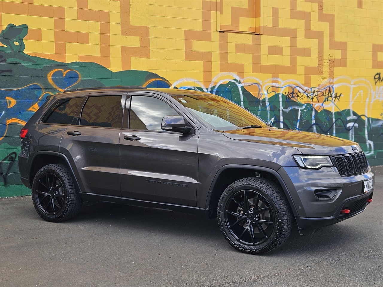 2017 Jeep GRAND CHEROKEE