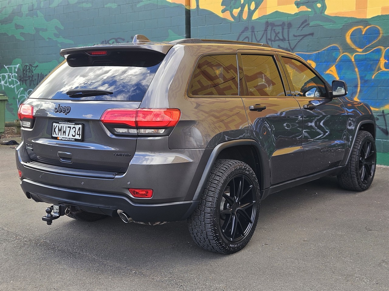 2017 Jeep GRAND CHEROKEE