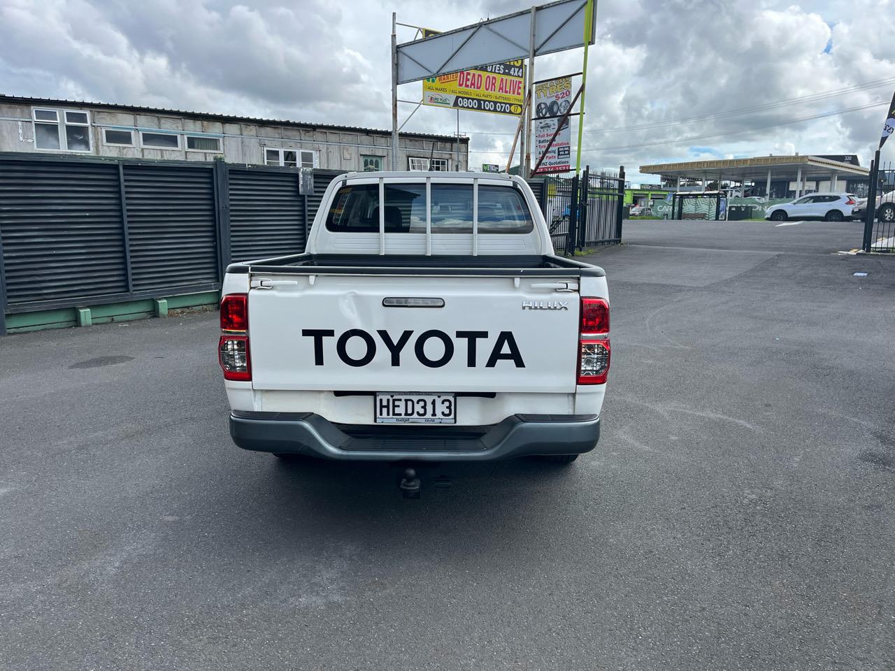 2013 Toyota Hilux