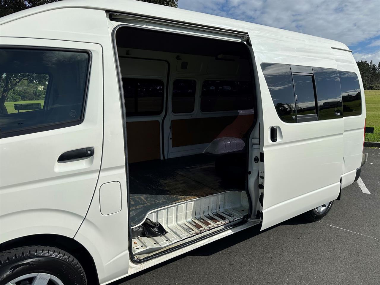 2013 Toyota Hiace