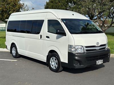 2013 Toyota Hiace - Thumbnail