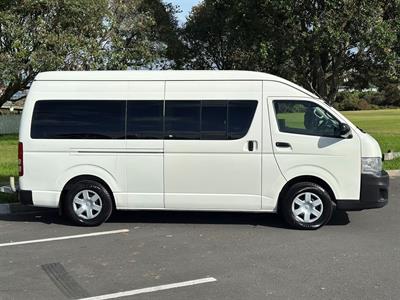 2013 Toyota Hiace - Thumbnail