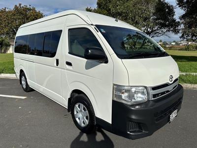 2013 Toyota Hiace - Thumbnail