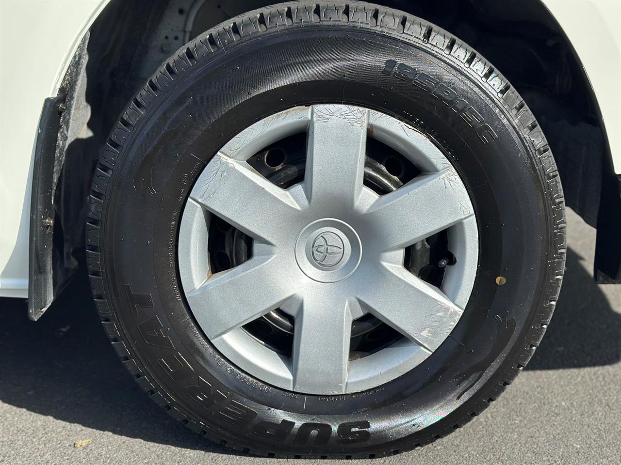 2013 Toyota Hiace