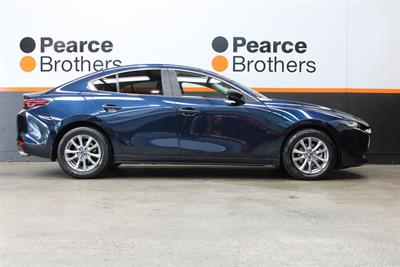 2022 Mazda 3 - Thumbnail