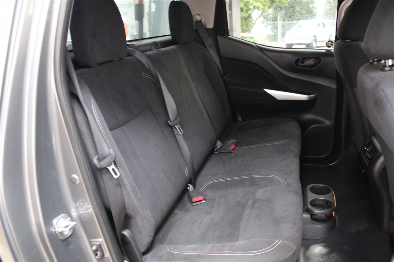 2015 Nissan Navara