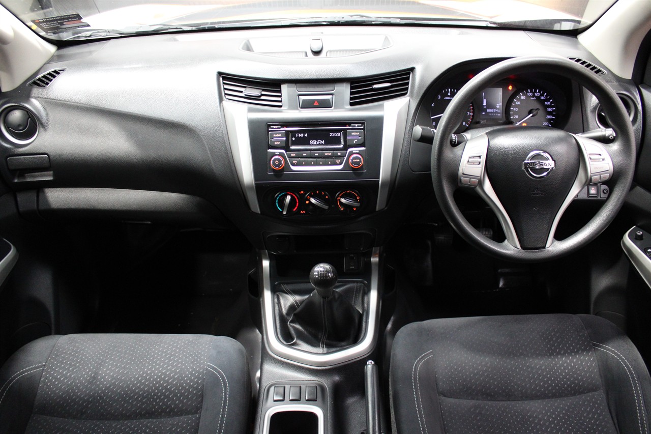 2015 Nissan Navara