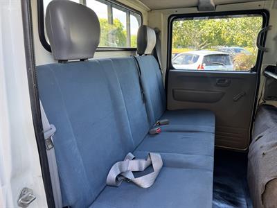 2015 Mitsubishi Canter - Thumbnail