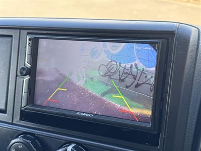 2015 Mitsubishi Canter - Thumbnail